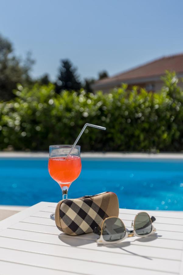 Villa Katess With Heated Pool Split Exterior photo